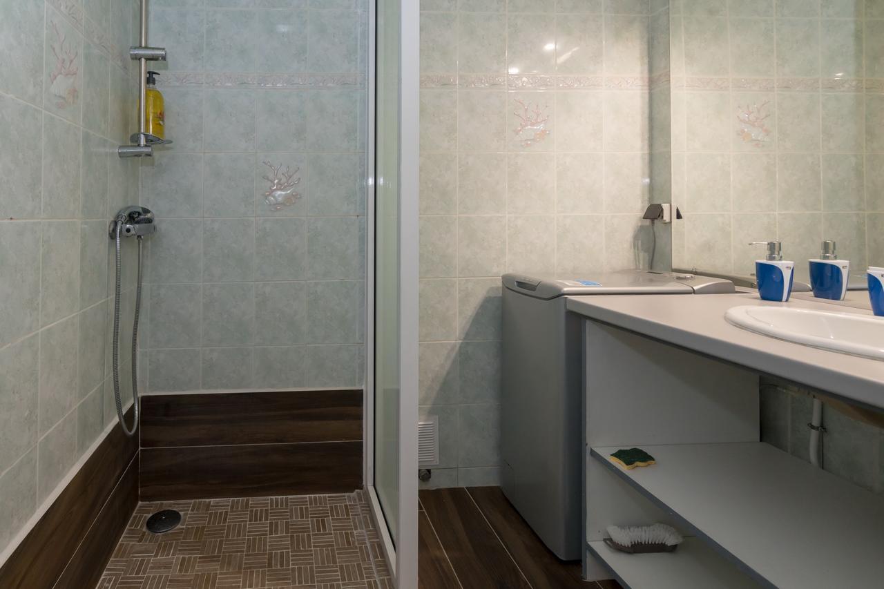 Appartement Superbe Studio En Duplex, Vue Sur Mer Et Piscine *